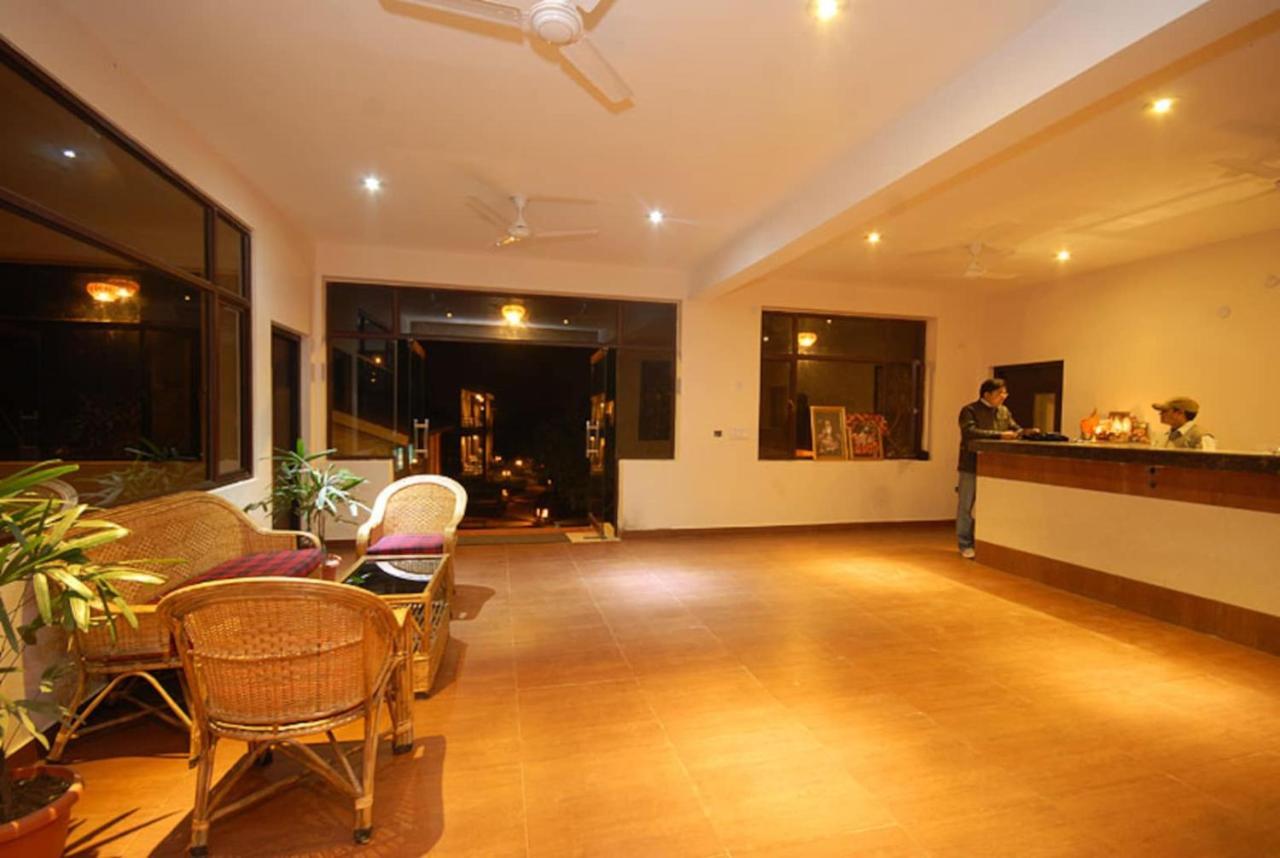 Corbett Aroma Park Hotel รามนาการ์ ภายนอก รูปภาพ