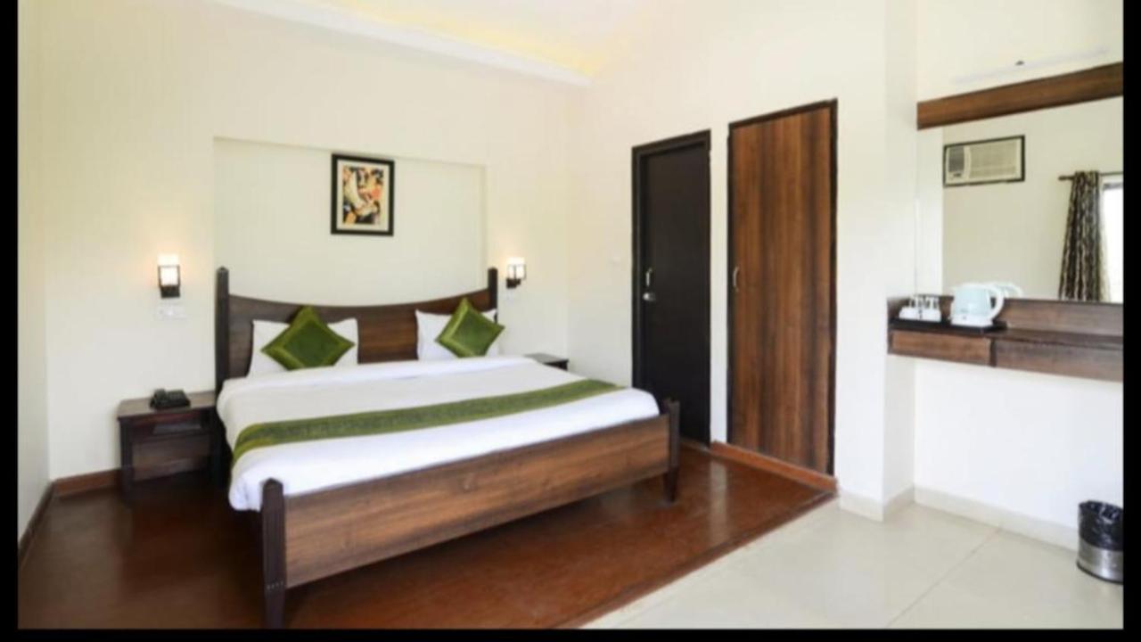 Corbett Aroma Park Hotel รามนาการ์ ภายนอก รูปภาพ
