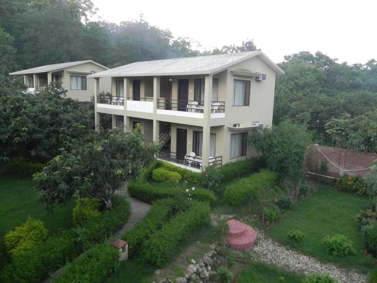 Corbett Aroma Park Hotel รามนาการ์ ภายนอก รูปภาพ