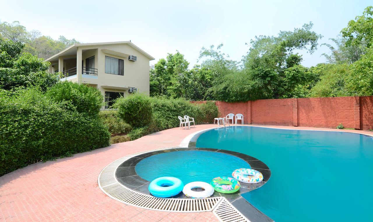 Corbett Aroma Park Hotel รามนาการ์ ภายนอก รูปภาพ